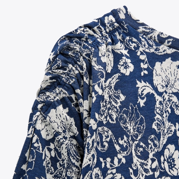 ZARA Jacquard Long-sleeved Dress - Picture 2 of 5